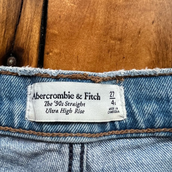 Abercrombie & Fitch 27/4S The 90’s Straight Ultra High Rise Jeans Ripped Blue - Picture 6 of 13